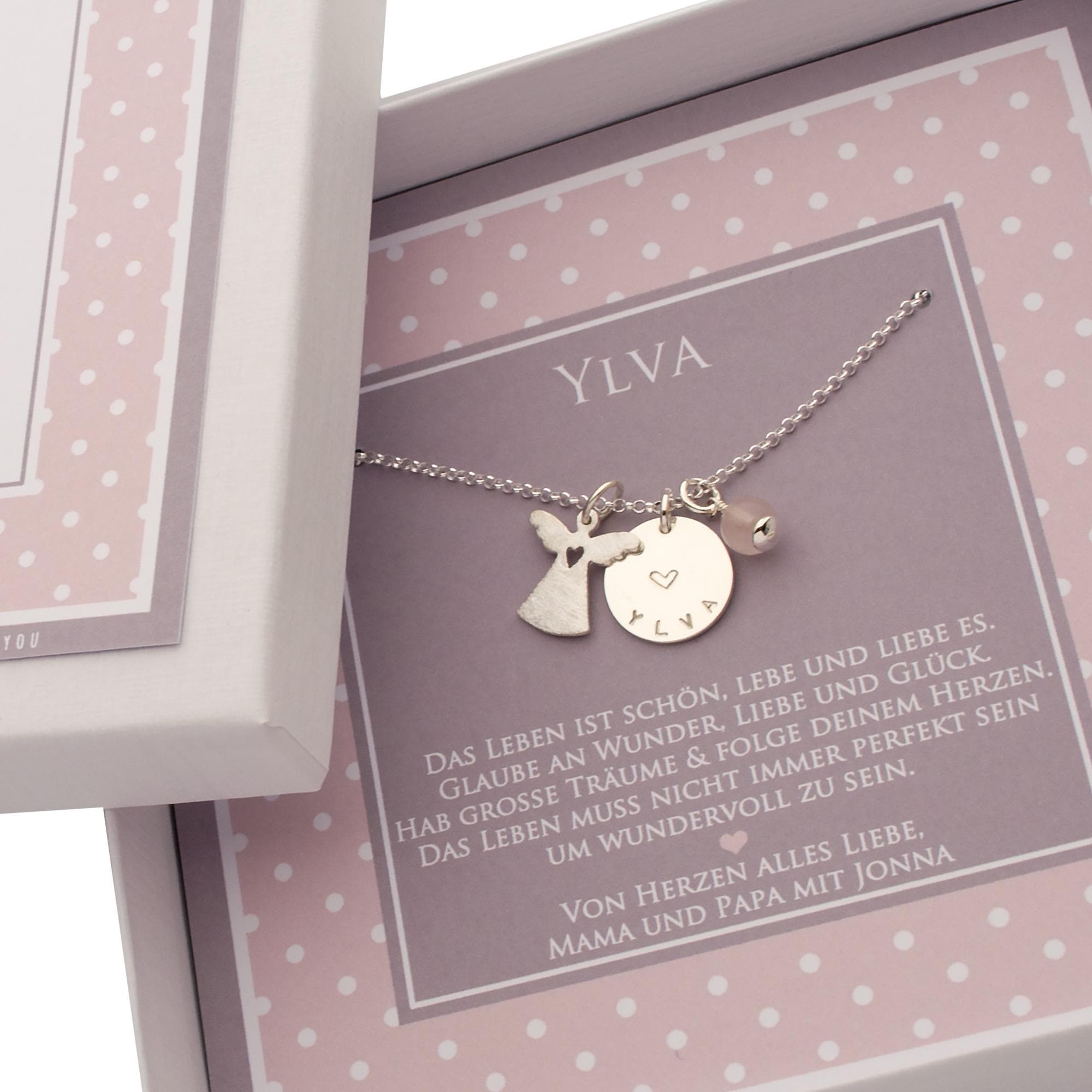 Ein zauberhaftes Geschenk für Mädchen zu jedem Anlass ist diese zierliche personalisierte Schutzengel-Kette.