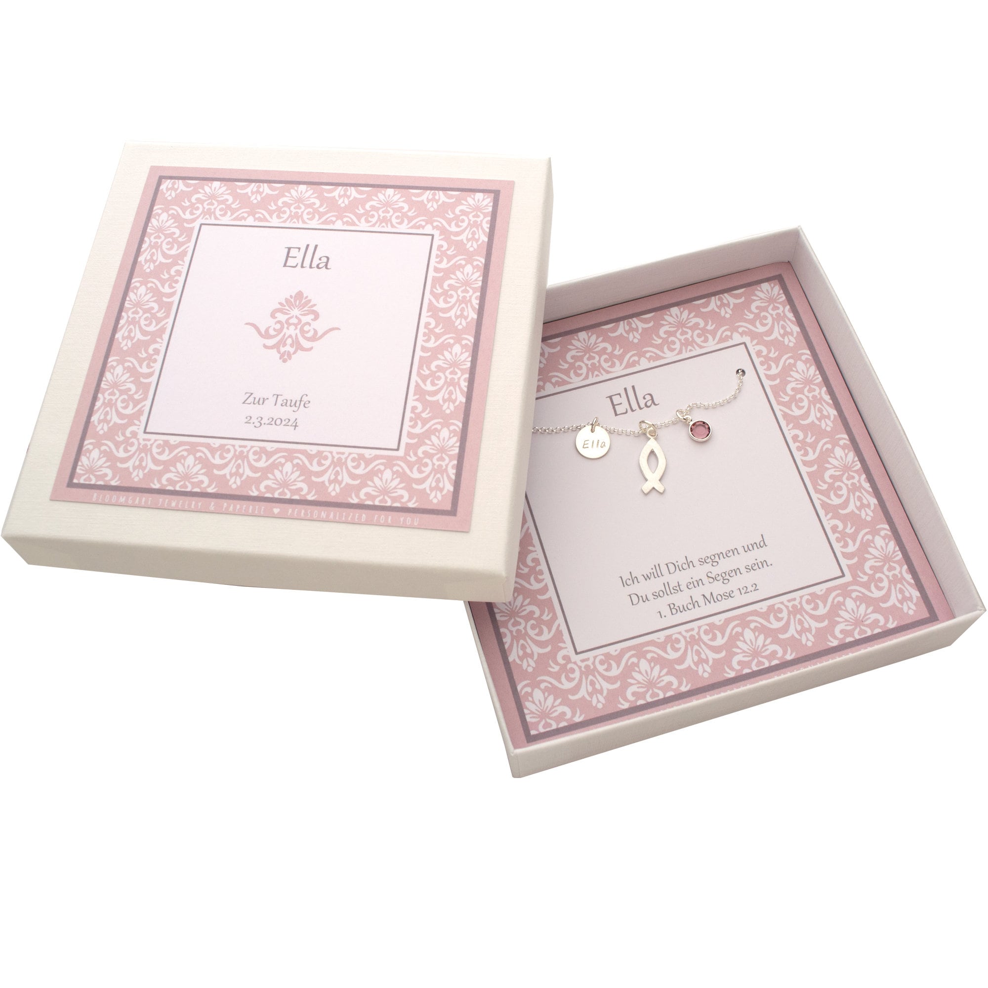 Komplettansicht des Taufgeschenks mit personalisierter Geschenkbox und Taufkette aus 925 Silber von Bloomgart.