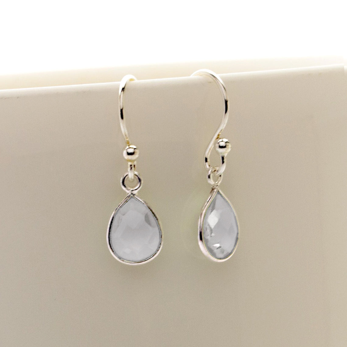 Mama-Steine Ohrringe: Rosenquarz & Mondstein