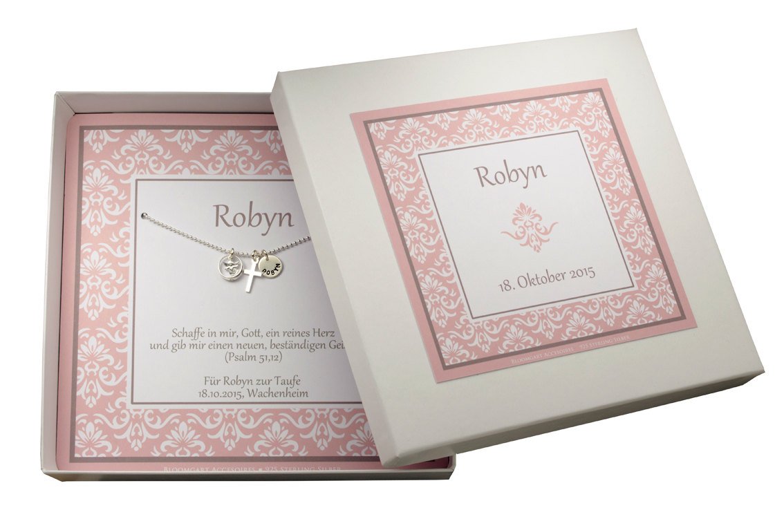 Individuelle Geschenkschachtel mit rosa Ornament-Muster, Namen, Datum und persönlichen Wünschen für den Täufling, hier 'Robyn'.