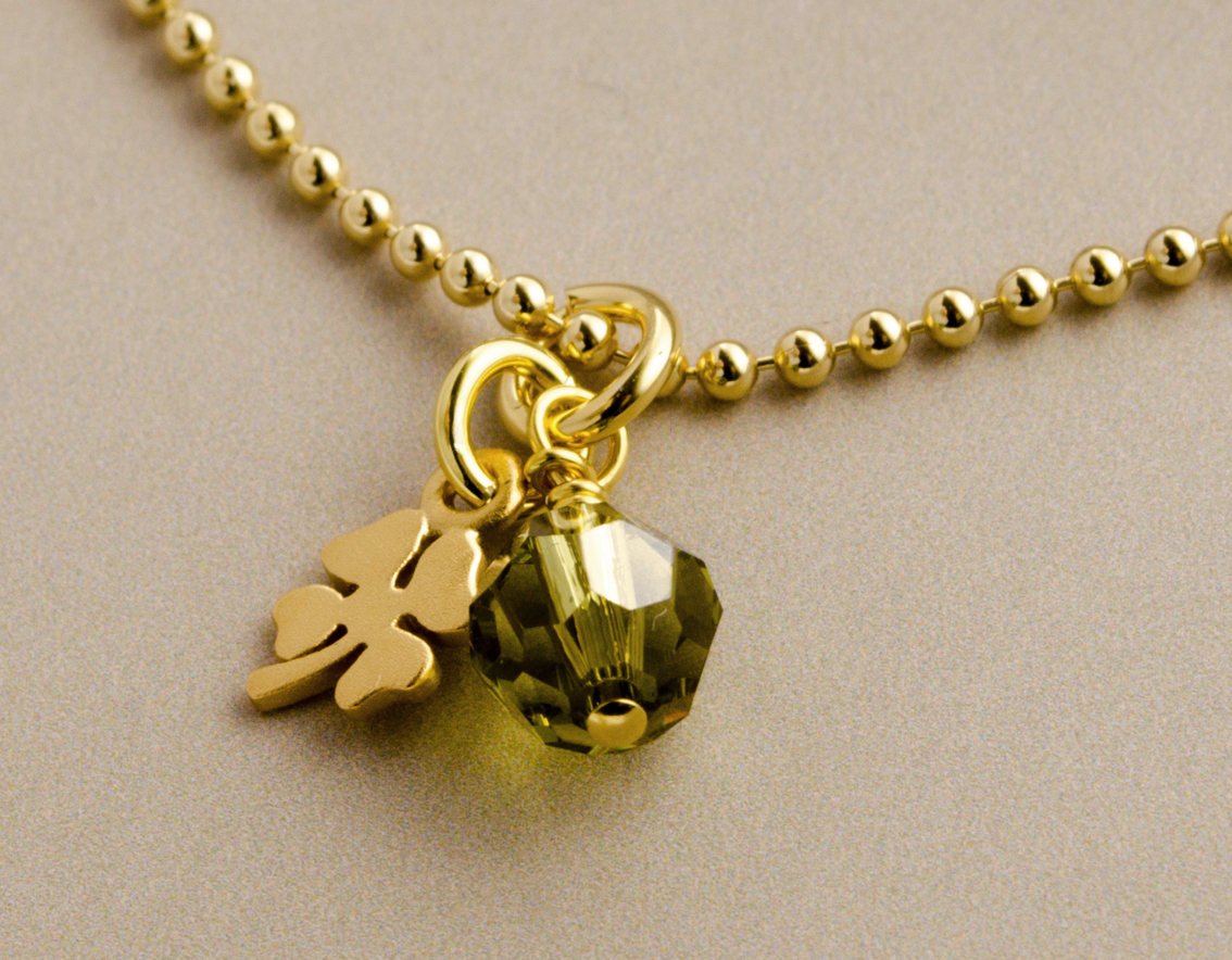 vergoldete Version der Kleeblatt Gluecksbringer Kette mit Swarovski Wunsch-Steinchen